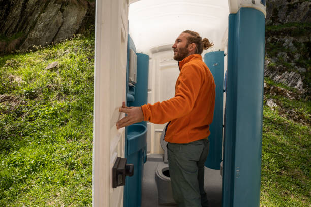 Best Porta potty delivery and setup  in Lake Ozark, MO