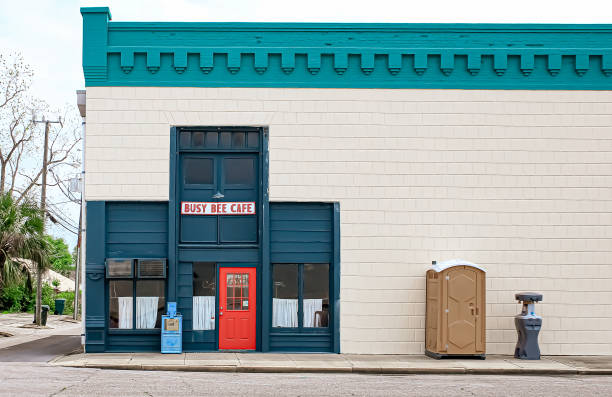 Best Affordable portable toilet rental  in Lake Ozark, MO
